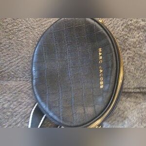 Marc Jacob's croosbody bag